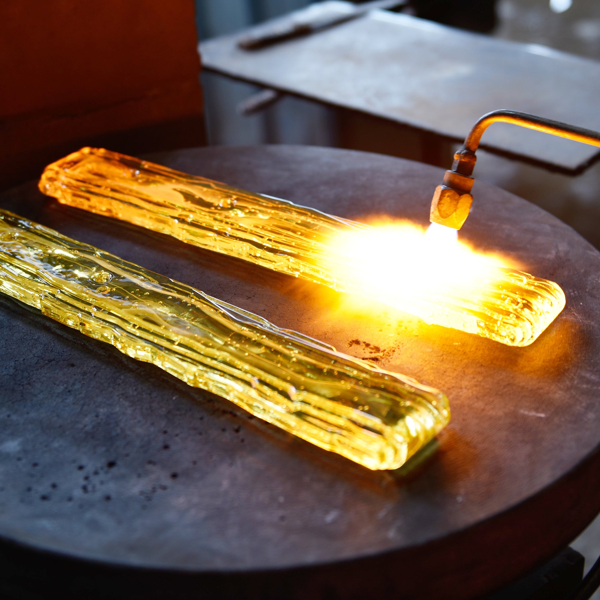 Curva Integrated LED 38in Black Chandelier with Handcrafted Glass