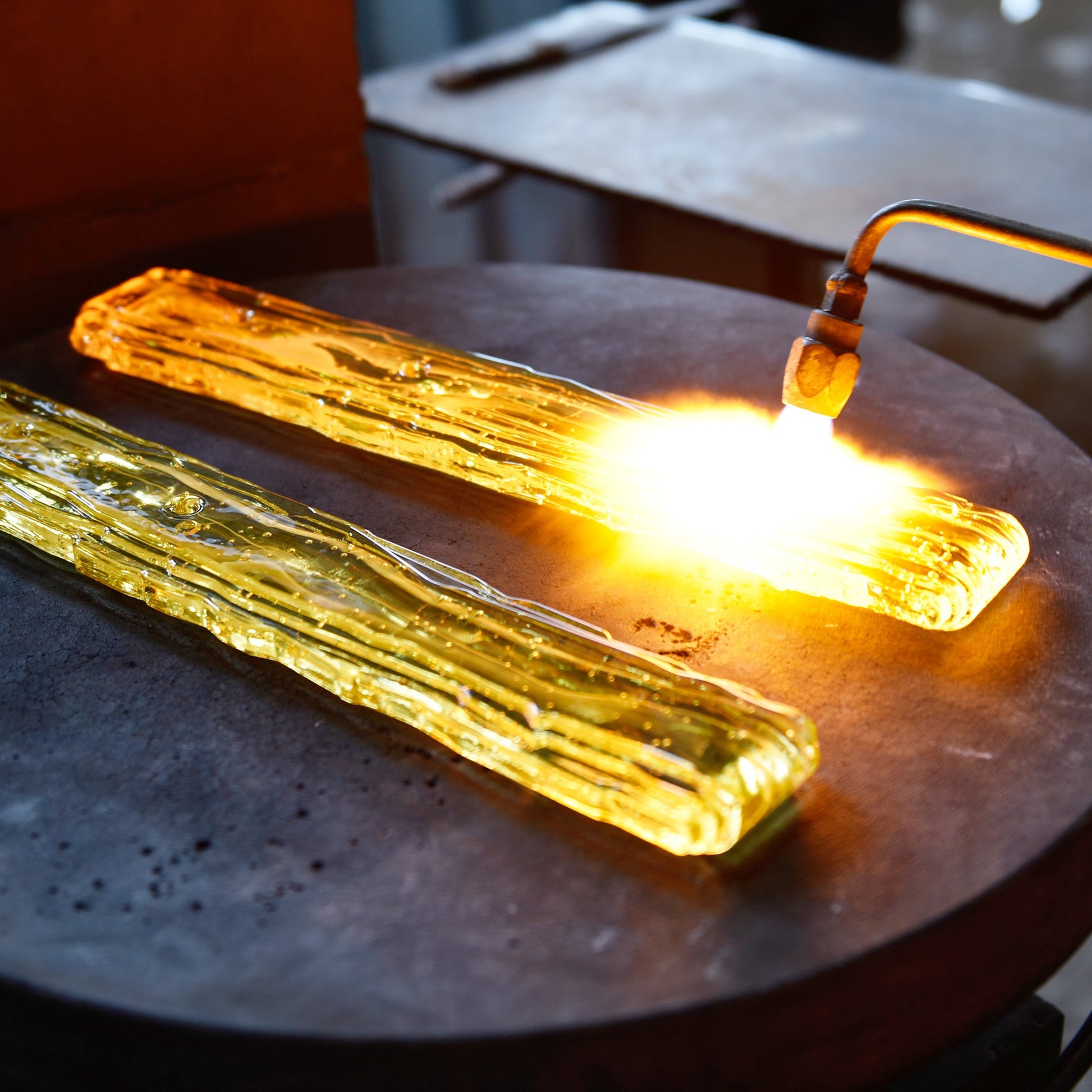 Curva Integrated LED 22in Black Chandelier with Handcrafted Glass - CWI Lighting